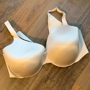 Soma Vanishing Back Full Coverage Bra size 40D